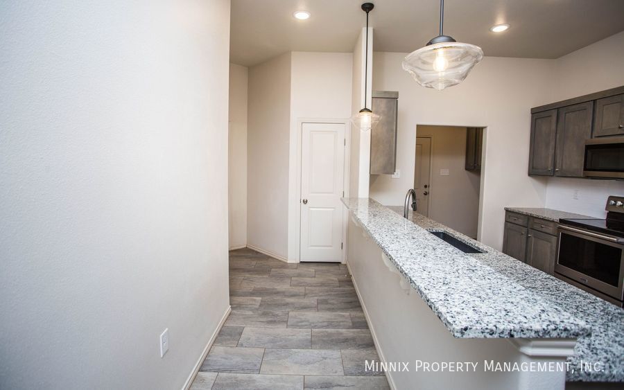 Building Photo - 1144 N 7th St