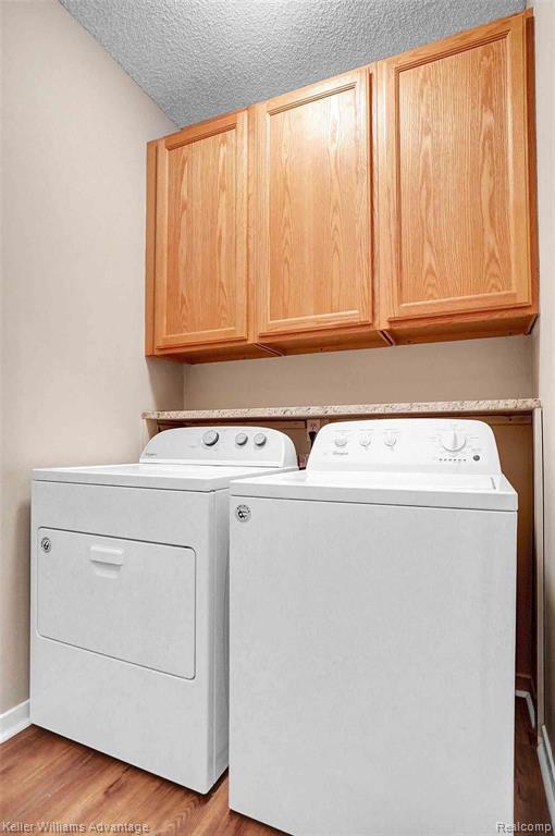 Building Photo - 31173 Livingston Dr