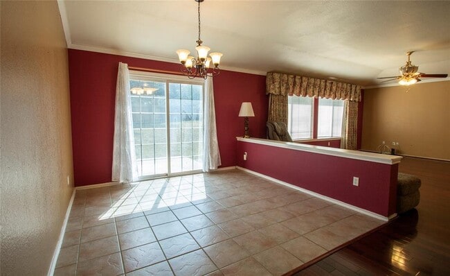 Building Photo - 19100 Ventana Ct