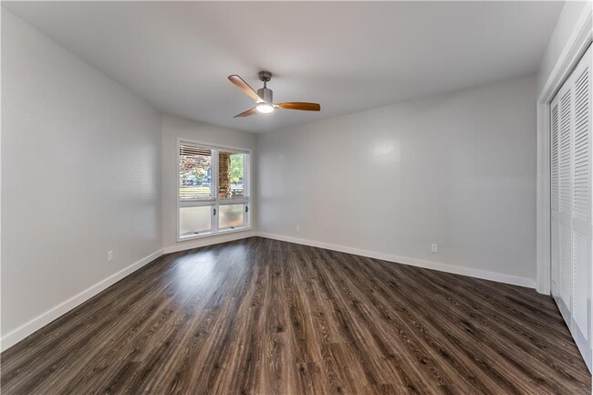 Building Photo - 21 Cora Cir