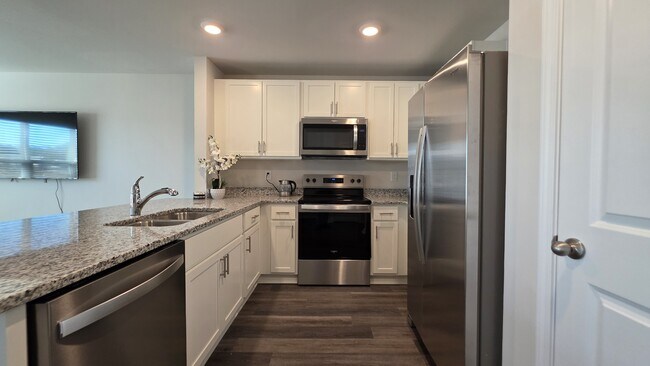 Building Photo - 163 Harvest Gold Dr