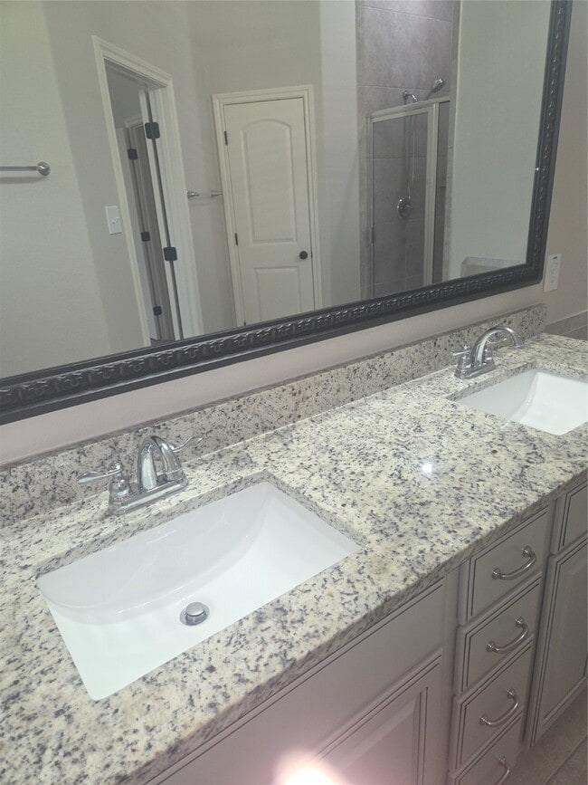 Building Photo - 18554 Jasmine Garden Pl