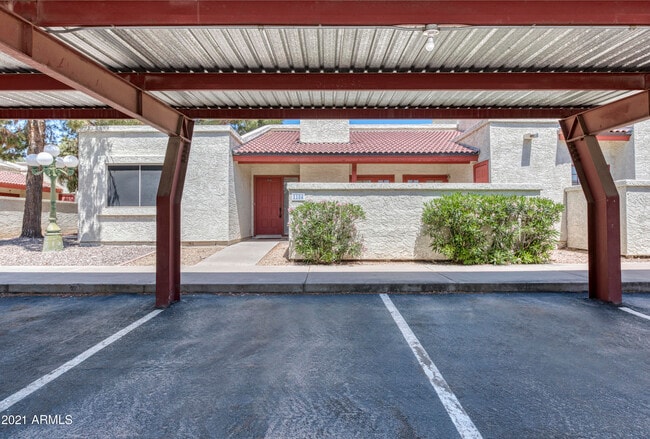 Building Photo - 633 W Southern Ave