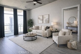 Building Photo - 1080 Park Blvd