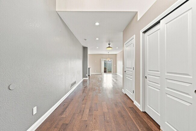Building Photo - $2,745.95, 4 bed, 3.5 bath, located in Colorado Springs with Central AC