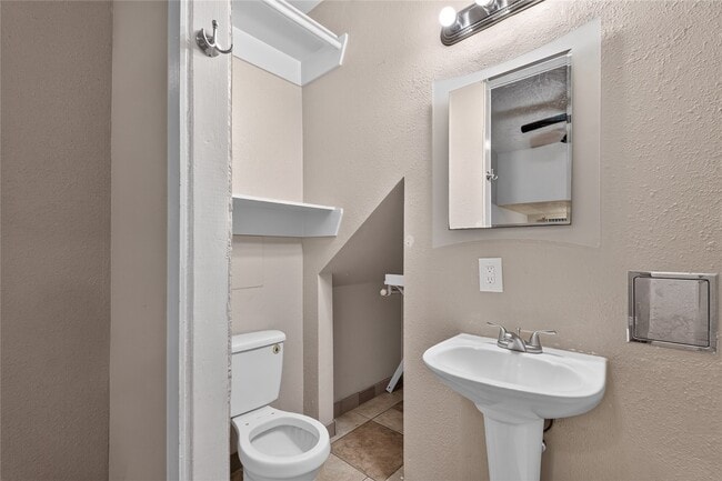 Building Photo - 23827 Spring Dane Dr