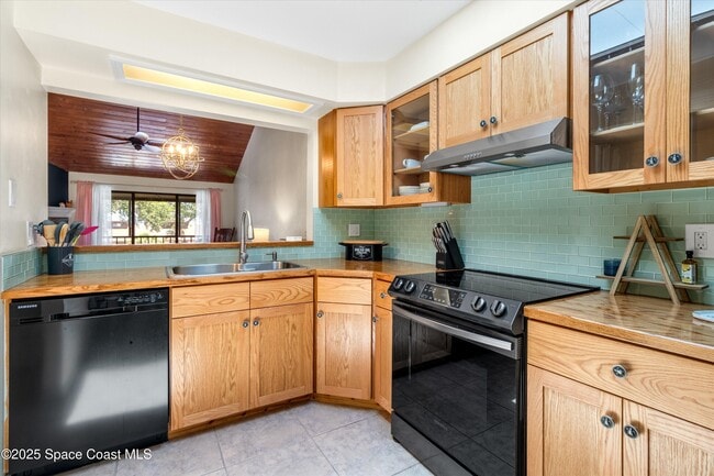 Building Photo - 2929 Kirkland Rd NE