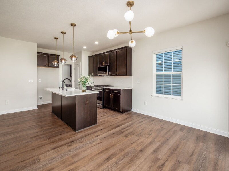Building Photo - 7343 Quailview Dr