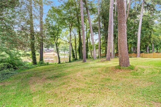 Building Photo - 2850 Templar Knight Dr