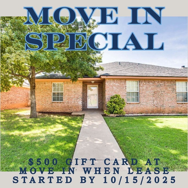Building Photo - Spacious 3/2/2 Duplex!