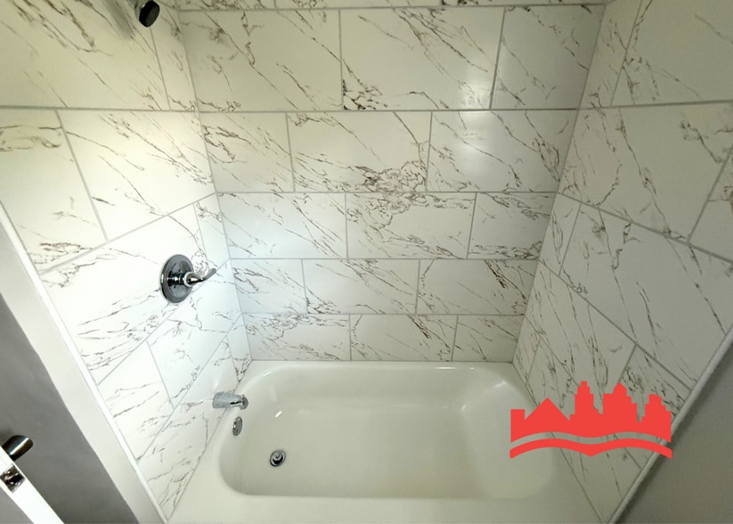 Building Photo - First Full month rent FREE !!! Welcome to 5313 Long Acres Ave!