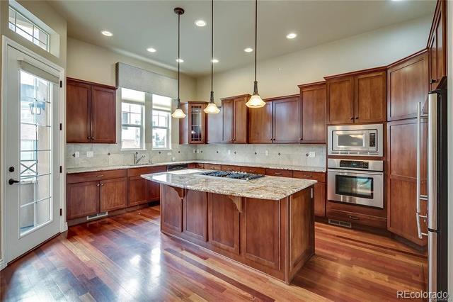 Building Photo - 10124 Inverness Main St