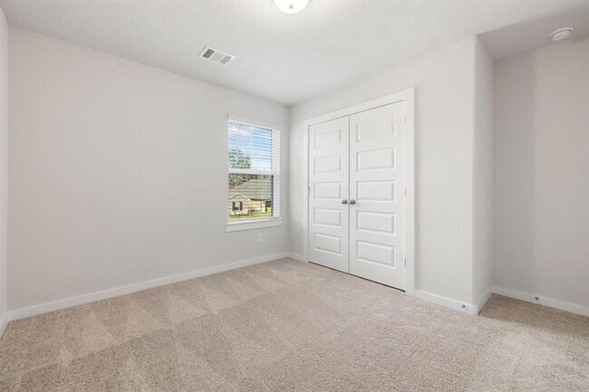 Building Photo - 12907 Royal Ann Wy