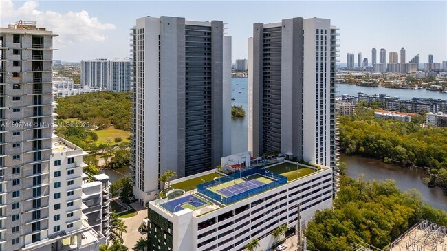 Building Photo - 16385 Biscayne Blvd