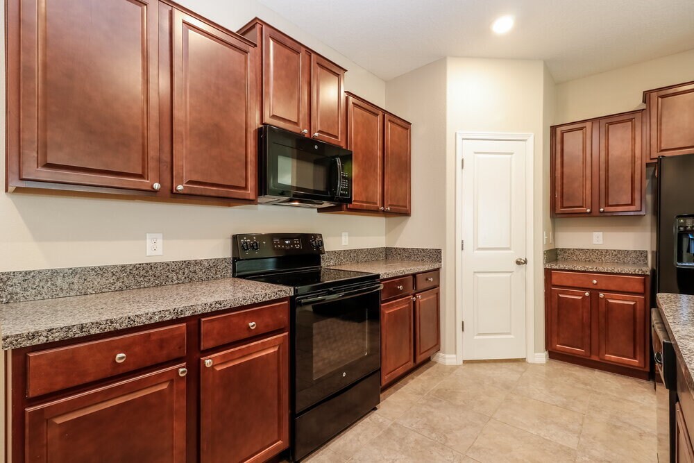 Building Photo - 6724 Trent Creek Dr