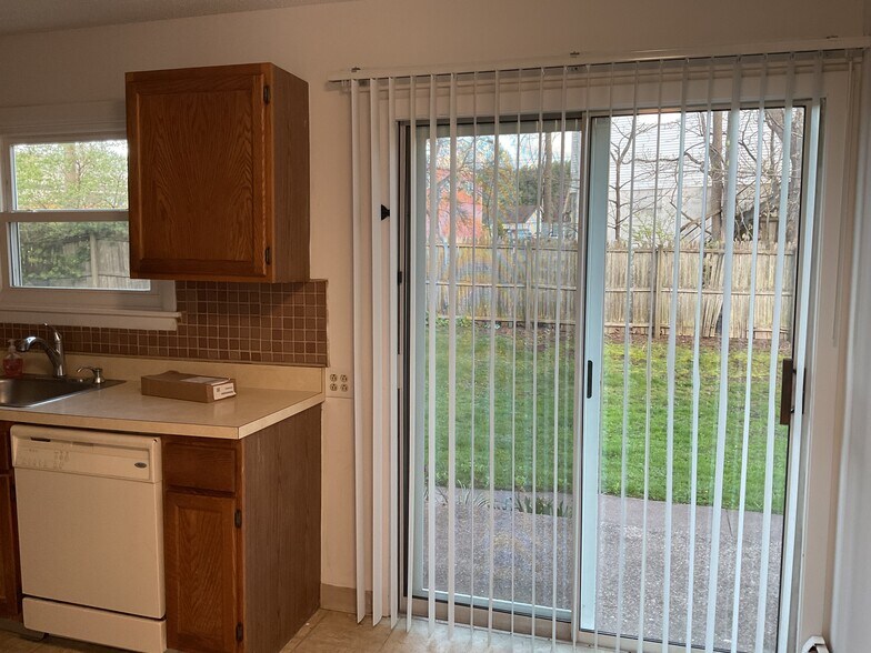 Building Photo - 16 Lawton Rd