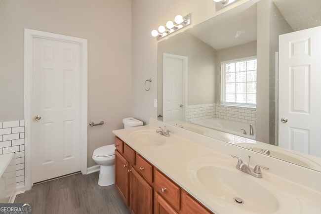 Building Photo - 3027 Sable Run Rd