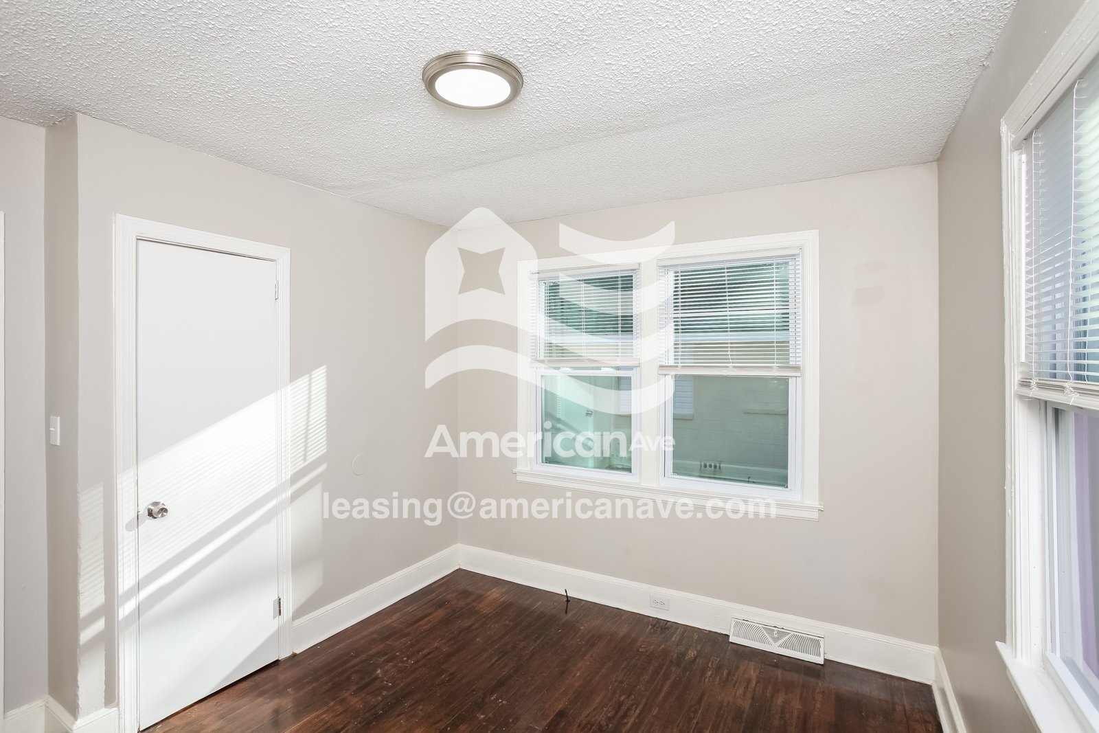 Building Photo - 901 Ashley St