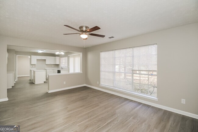 Building Photo - 177 Herscu Ct