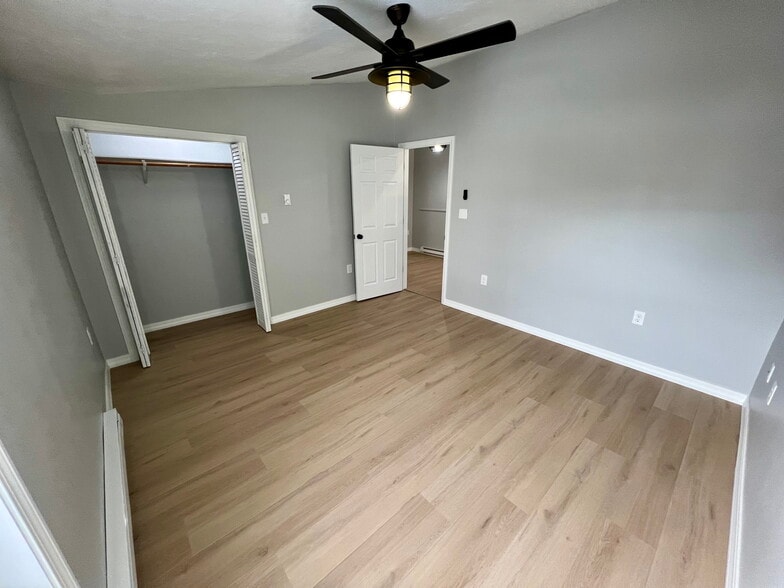 Bedroom 1 - 40 Watch St