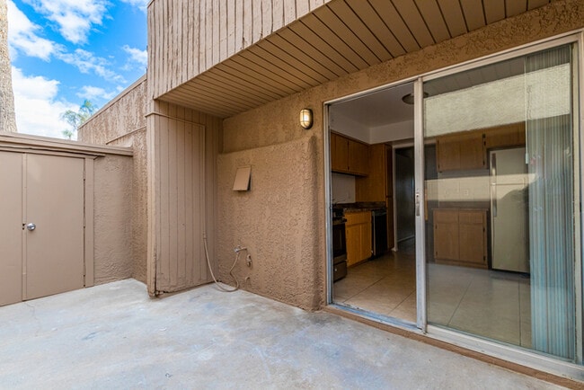 Building Photo - Stadio 3bedroom 2 bathroom