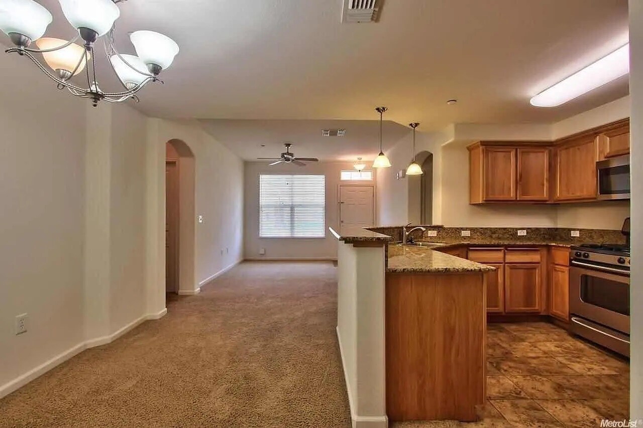 Building Photo - 9621 Coney Island Cir