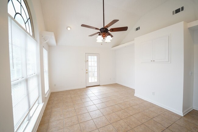 Building Photo - Available Soon!