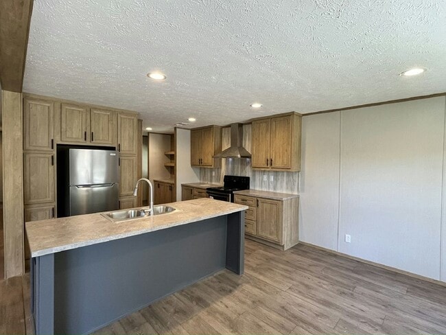 Building Photo - 1 Whitefeather Ln
