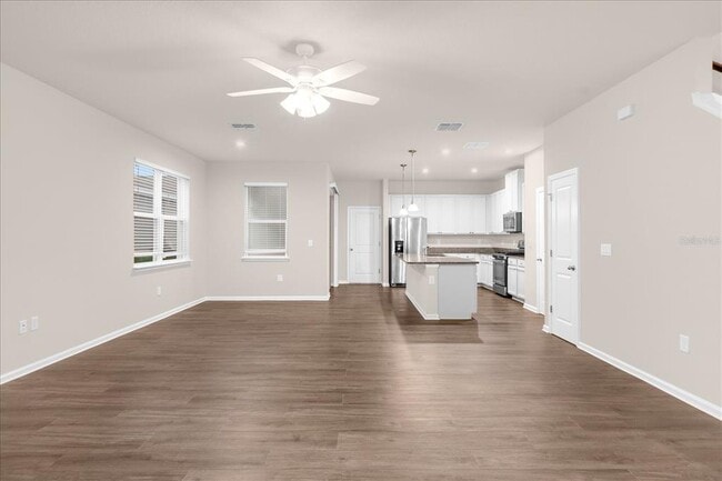 Building Photo - 6162 Glory Bower Dr
