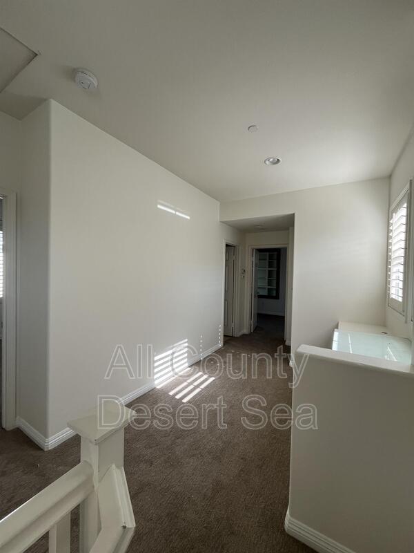 Building Photo - 16826 Clovergreen Ln