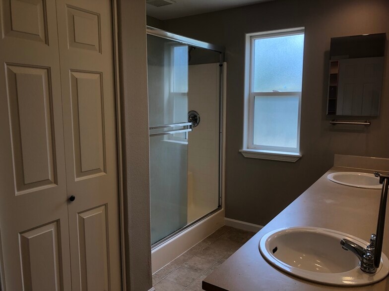 Primary ensuite - 12289 SW 114th Ter