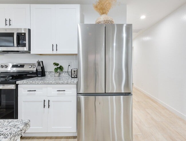 Building Photo - 341 S Mountain Rd