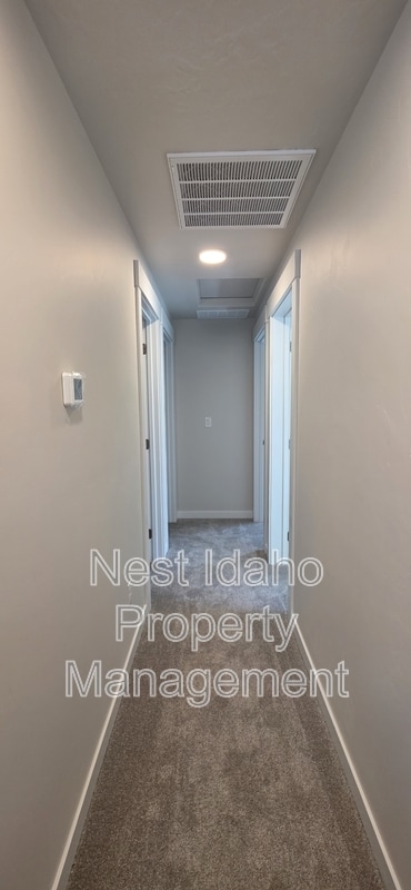 Building Photo - 7228 W Rygate Dr