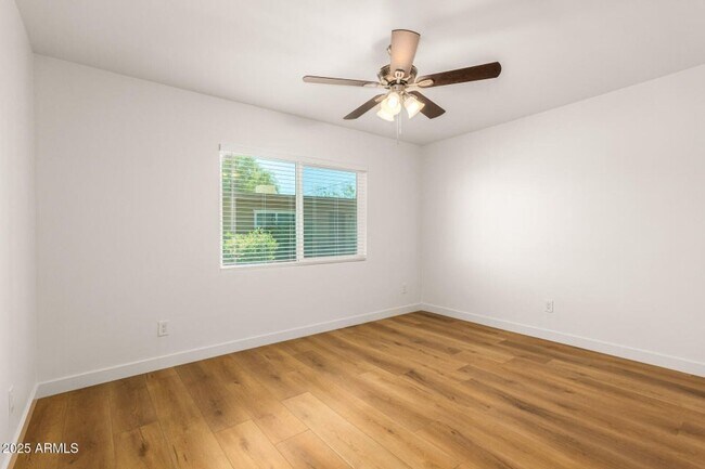 Building Photo - 2-bedroom, 1-bath duplex by ASU