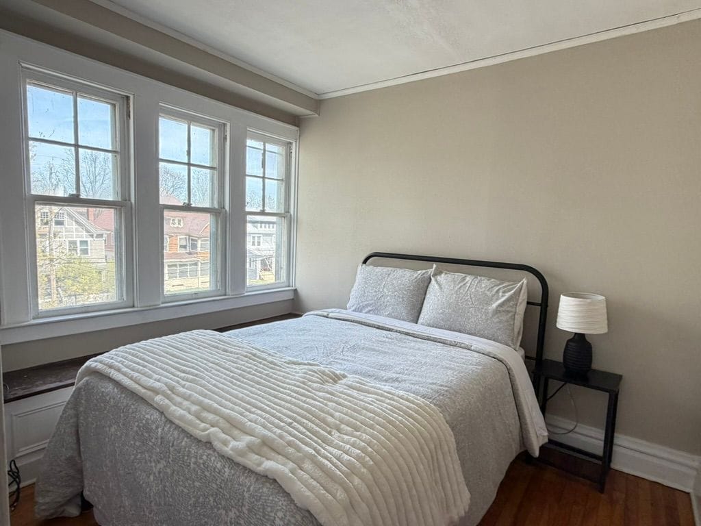 Building Photo - 750 Euclid Ave