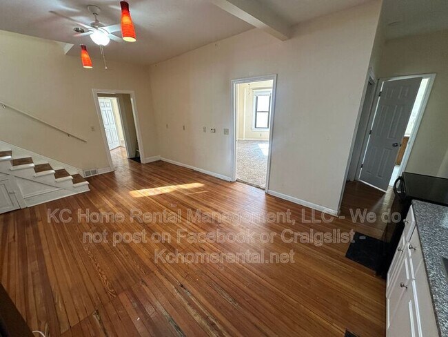 Building Photo - 2826 Harrison St