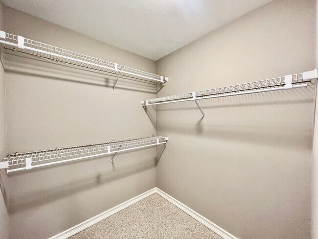 Building Photo - SD: Charming 2B/2BA Condo with Patio and Pool Access in Carmel Mountain