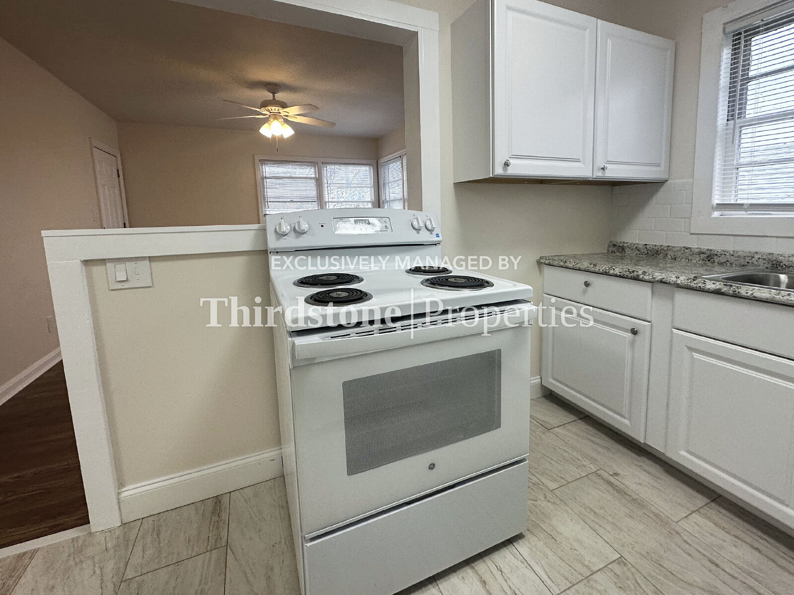 Building Photo - 2659 College St