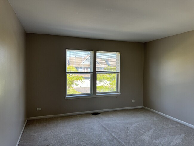 Building Photo - 74 Tanglewood Dr