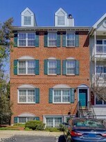 Building Photo - 47 Rutgers Dr