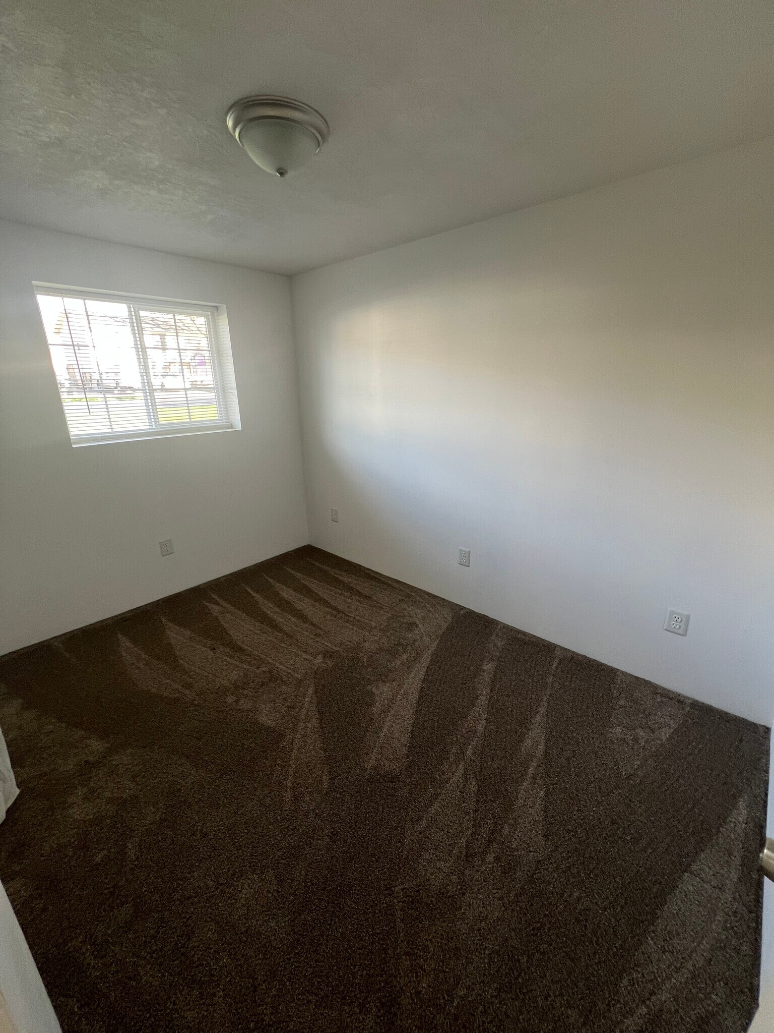 Building Photo - 1767 N 600 W