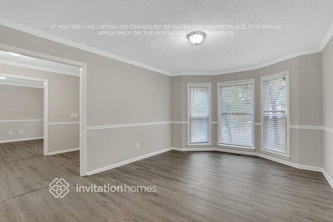 Building Photo - 1405 Silver Fox Run