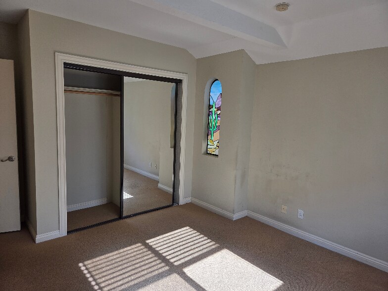 Building Photo - 3271 Sawtelle Blvd