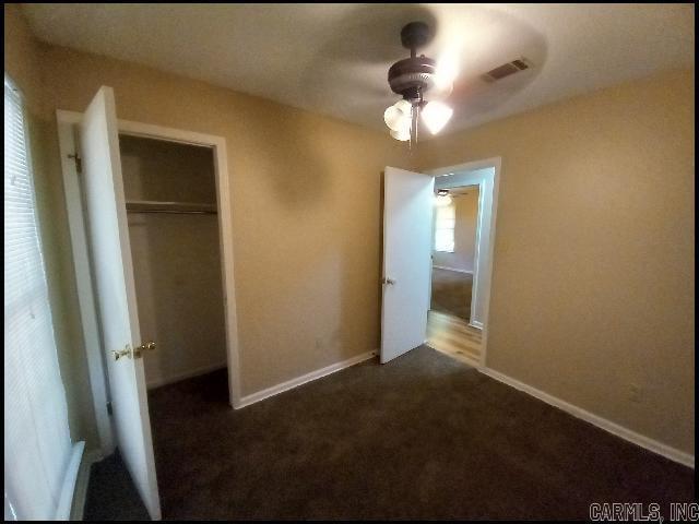 Building Photo - 8 Foxgrove Ln