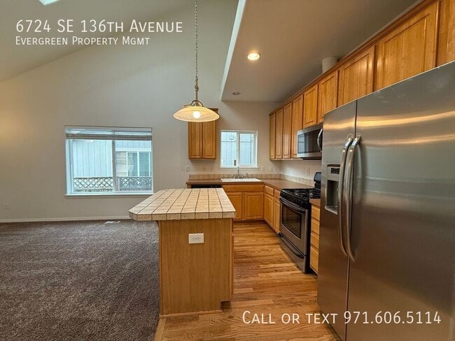 Building Photo - 6724 SE 136th Ave