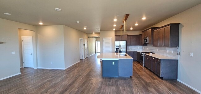 Building Photo - Bremerton Rambler