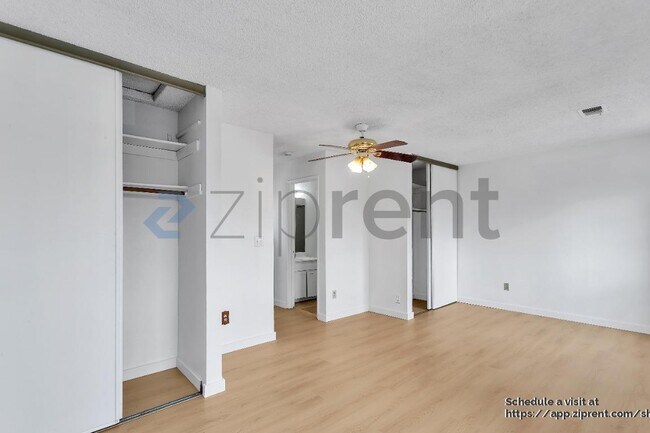 Building Photo - 2412 Sequoia Dr