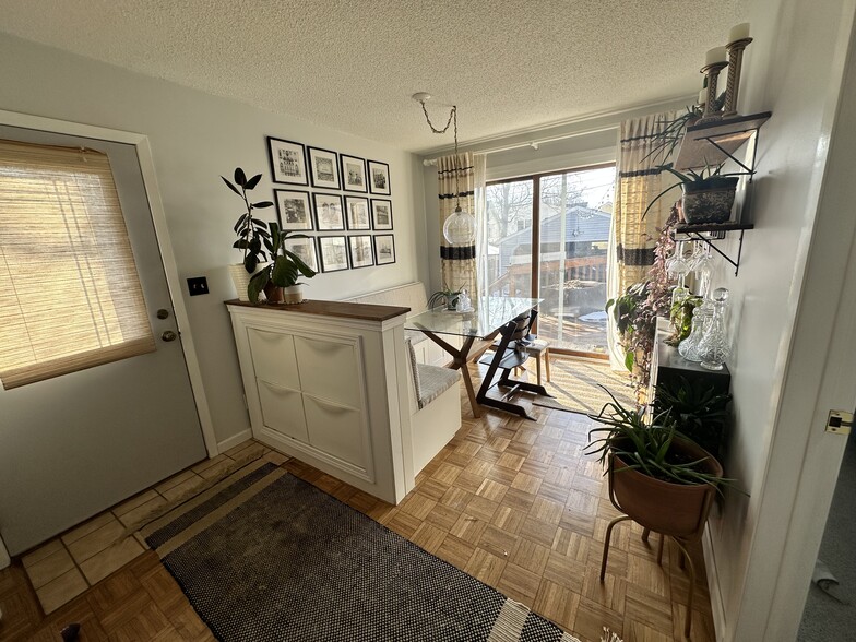 Dining room - 4608 Xerxes Ave S