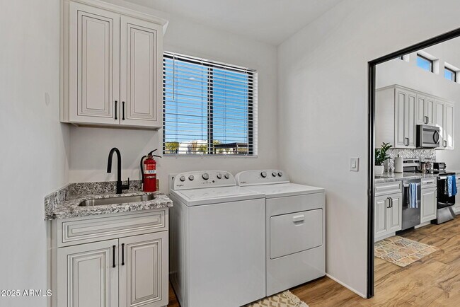 Building Photo - 14537 E Windstone Trail