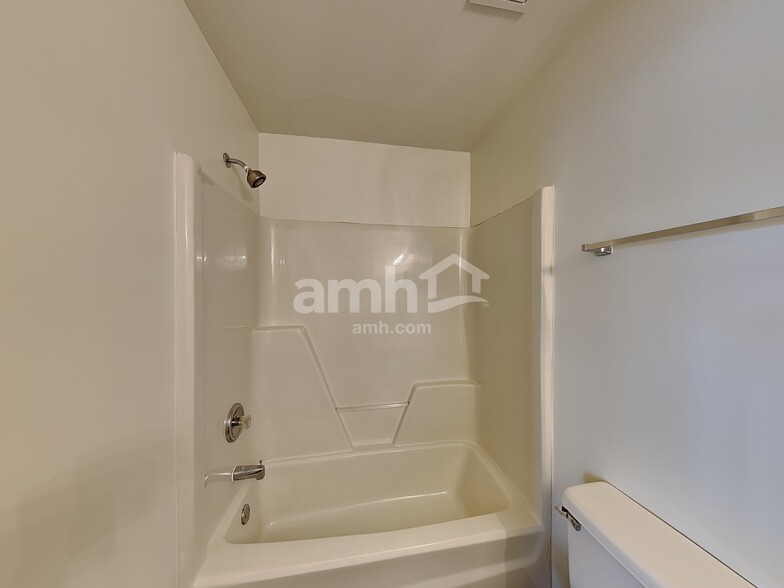 Building Photo - 5902 Carolina Manor Ct